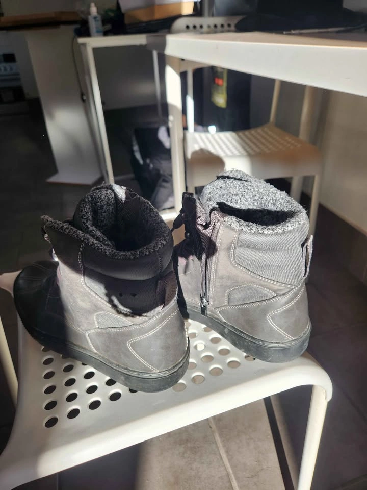 Kodiak Waterproof Winter Boots - Size 9 - photo 3