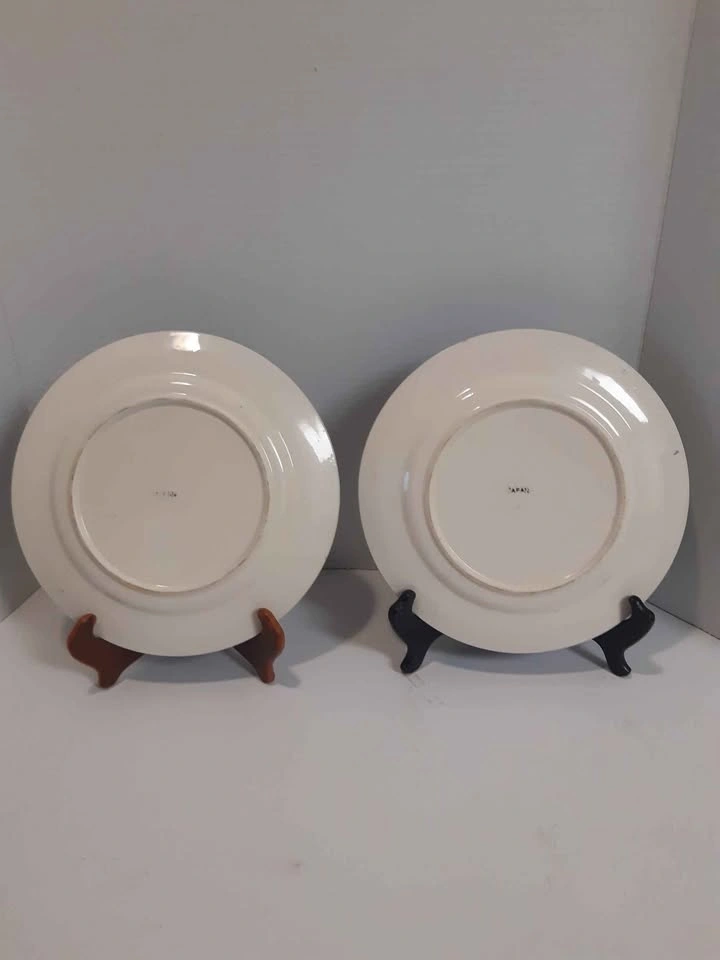 Blue Willow dinner plates - photo 4