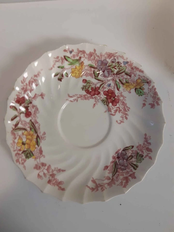 Vintage Spode Copeland England Fairy Dell Teacup and Saucer - photo 5