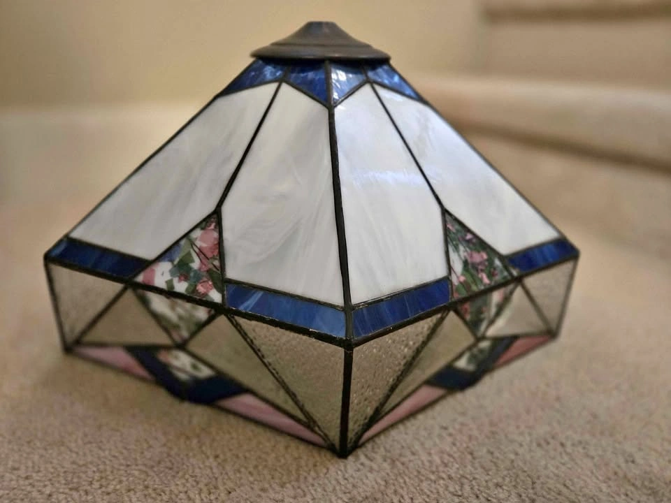 Tiffany Style Stained Glass Lamp Shade