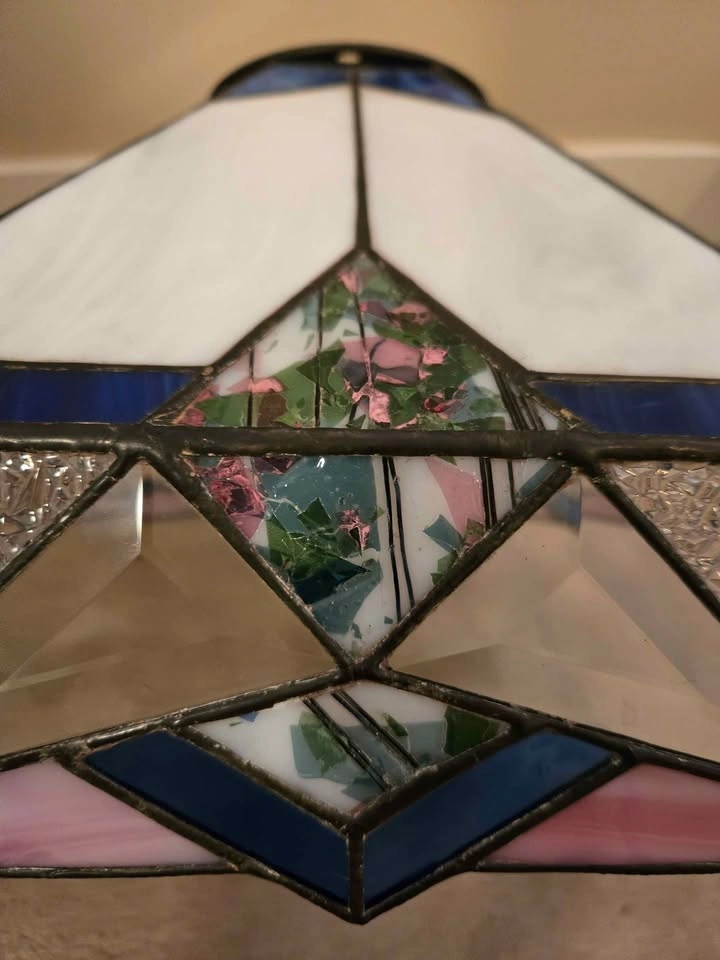 Tiffany Style Stained Glass Lamp Shade - photo 2
