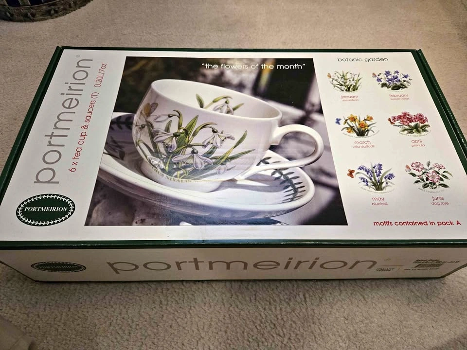 Portmeirion Botanic Garden Flowers of the Month 6 Tea Cup & Sauc