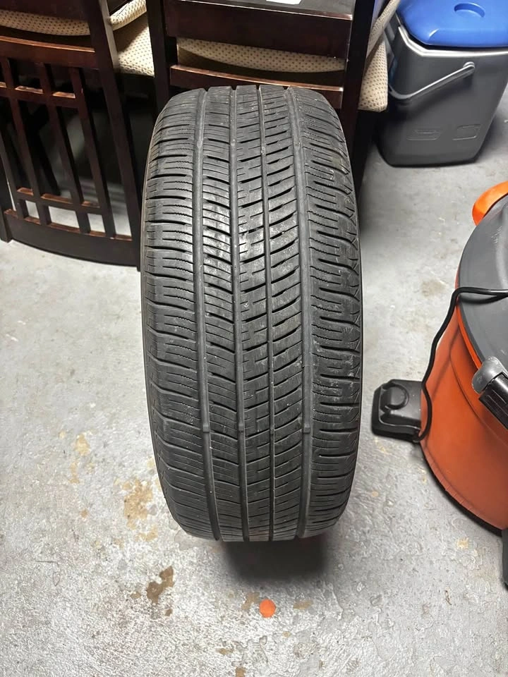 225/55R17