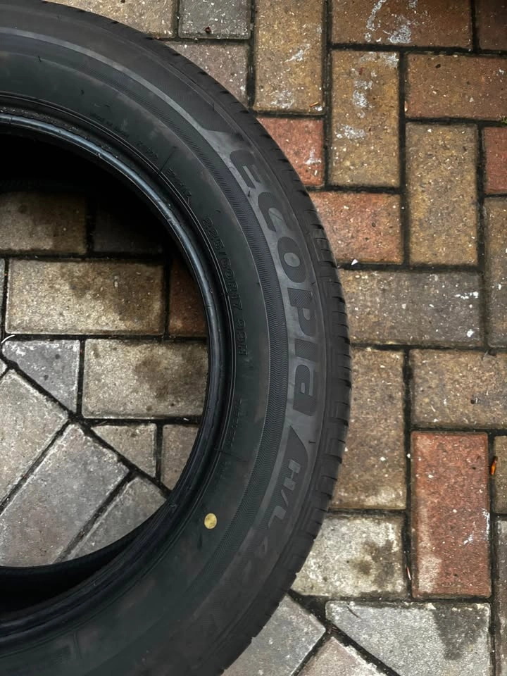 225/60R17 - photo 3