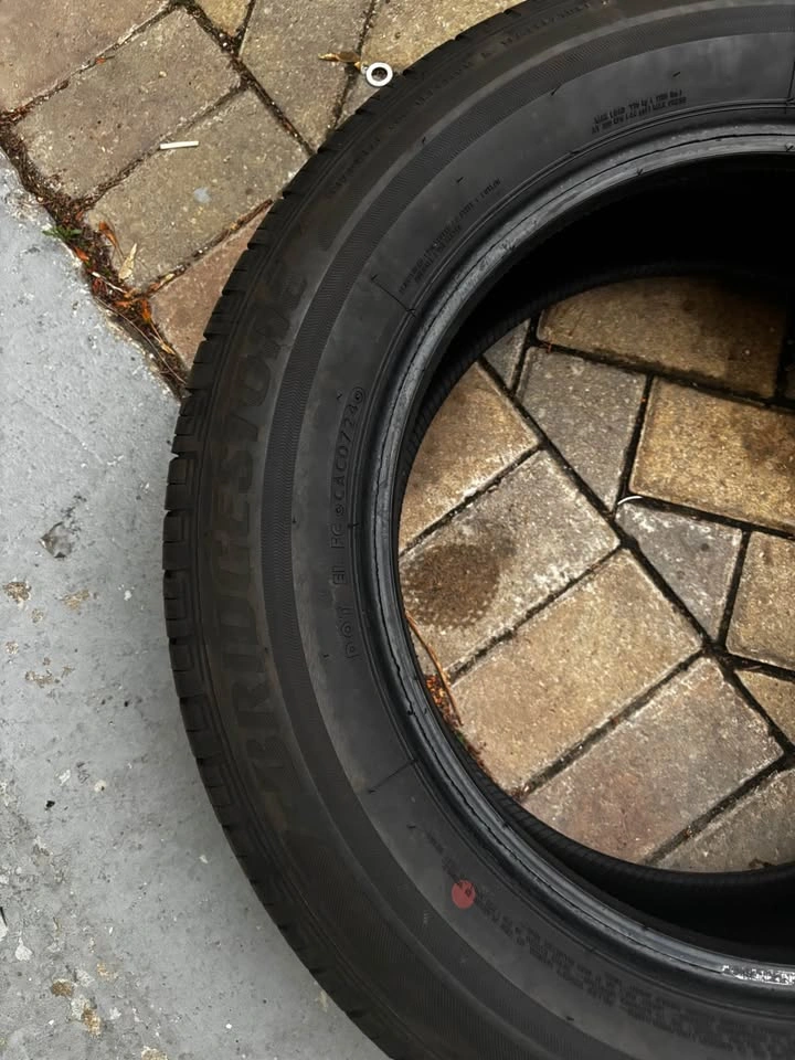 225/60R17 - photo 4
