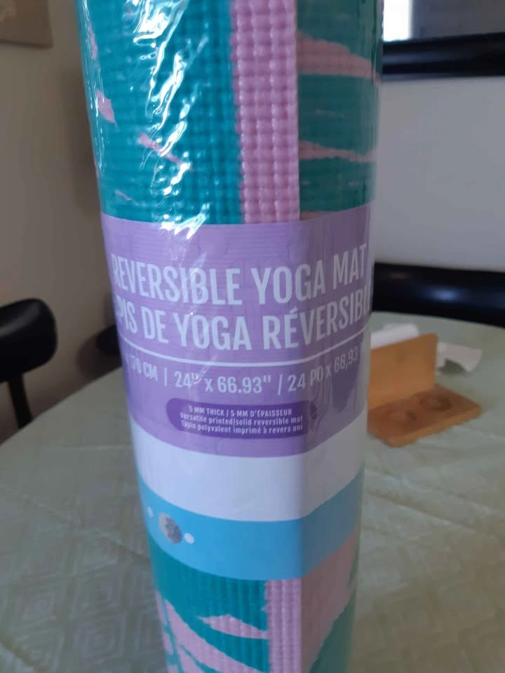 Brand new yoga mat. Tropical pattern - photo 2