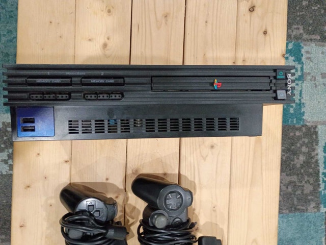 Sony PlayStation 2 - photo 2