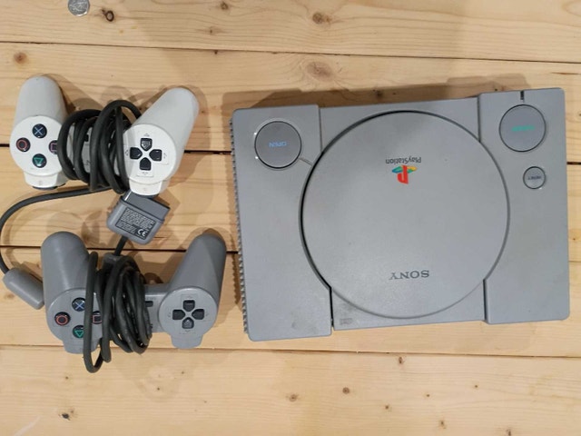 Sony PlayStation 1 (Works)