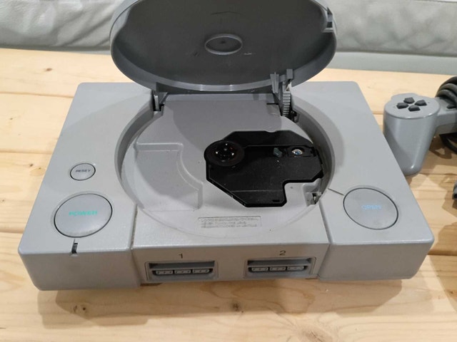 Sony PlayStation 1 (Works) - photo 2