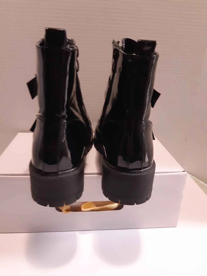 Womens Vegan leather Black Patent Buckle Boots 7.5 - photo 4