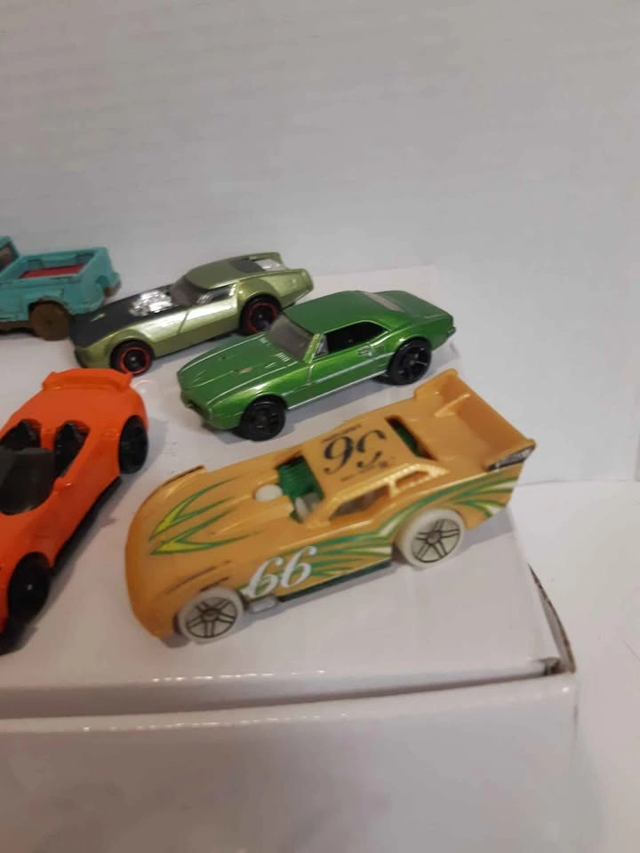 Assorted Hot Wheels and Matchbox Die-Cast Toy Car Lot - photo 4
