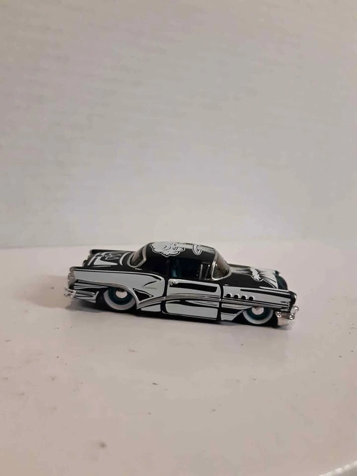 Hot Wheels 1955 Buick Century Outlaws Die-Cast Car