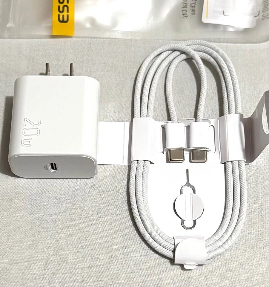 Fast charger set for iPhone 15-18 series, USB C *NEW* - photo 3