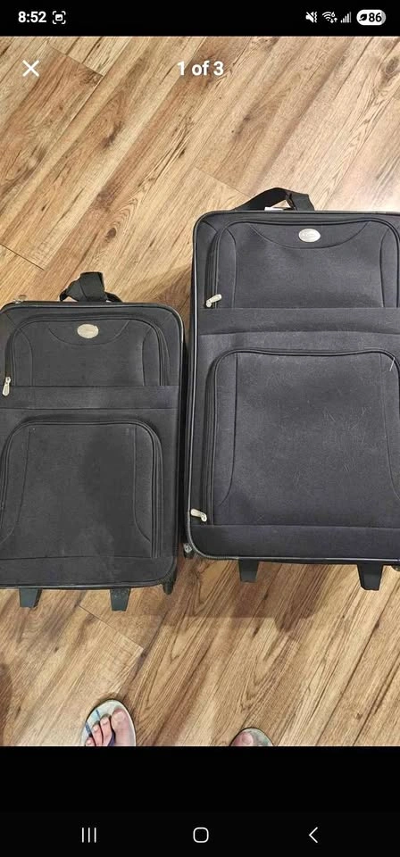 Set of 2 Black Soft-Shell Suitcases