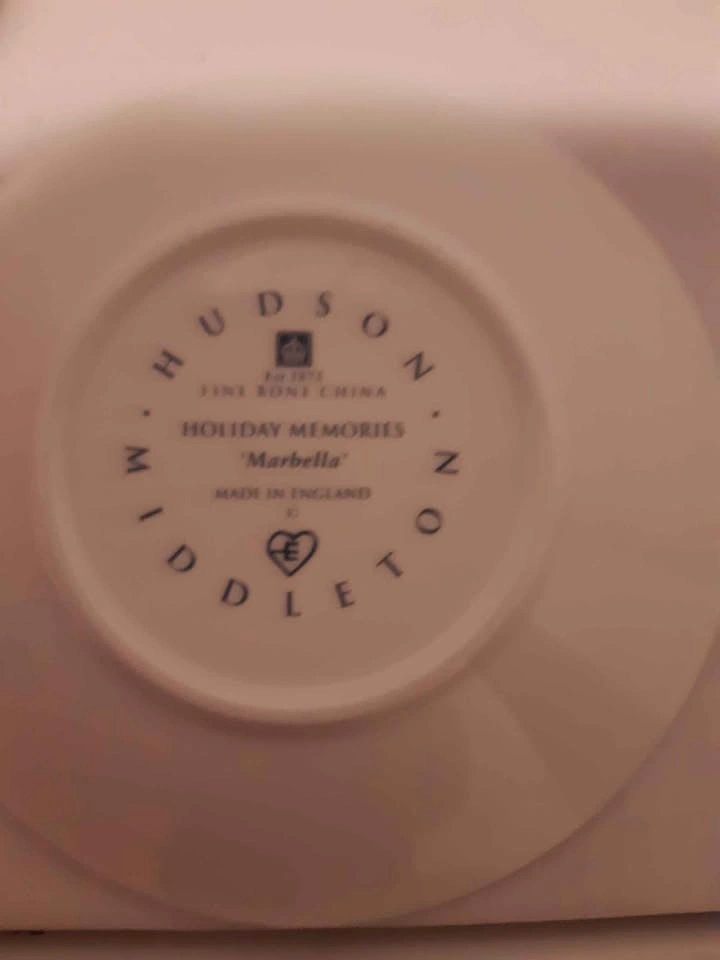 Hudson Middleton 'Marbella' Holiday Memories Fine Bone China Pla - photo 2