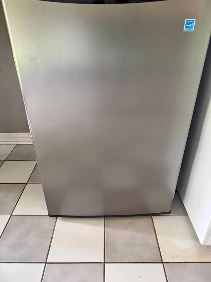 Denby mini fridge
