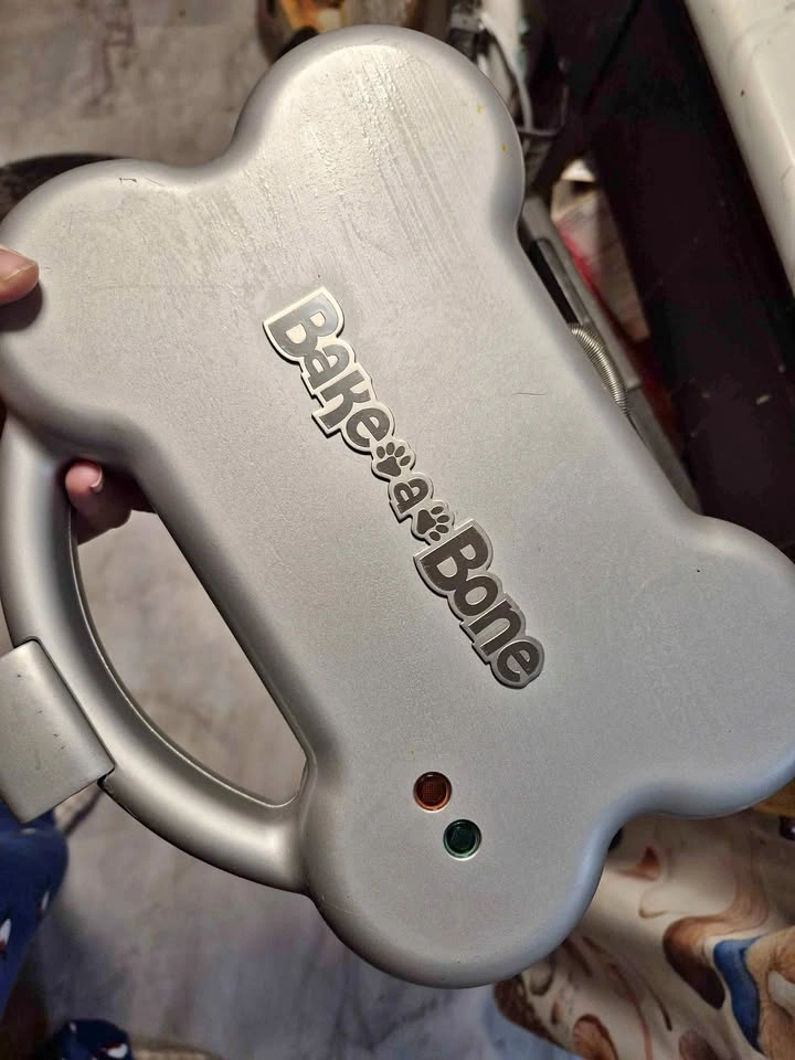 Bake-A-Bone Dog Biscuit Maker