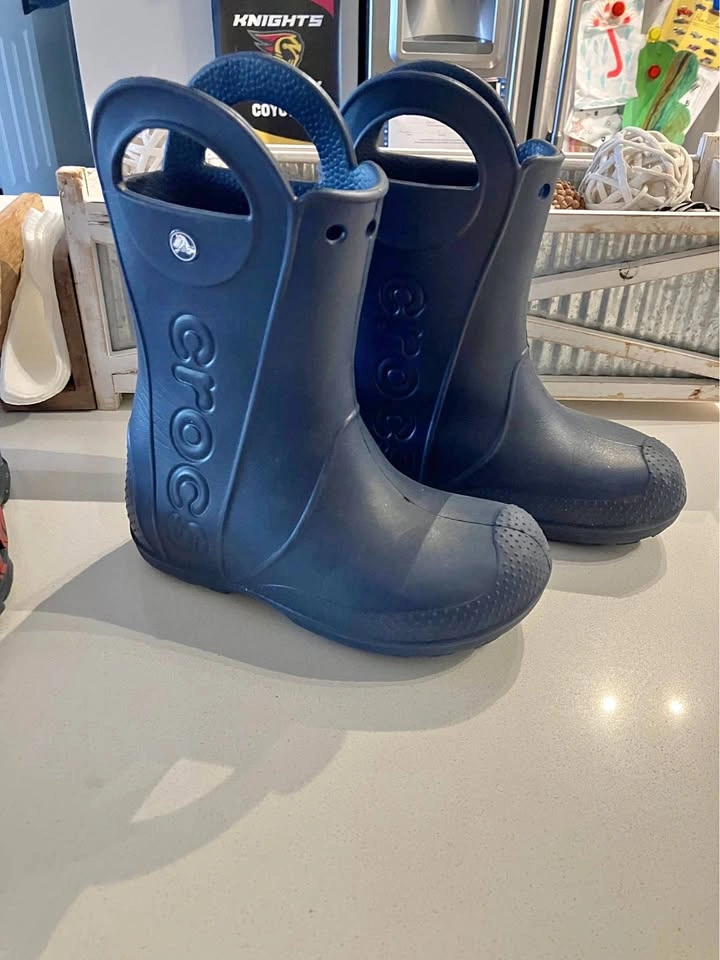 Kids Crocs Unisex Rain Boots Sz 1