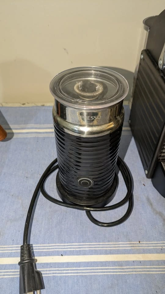 Nespresso Aeroccino - photo 2