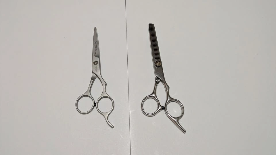 Tweezerman Styling Shears - photo 3