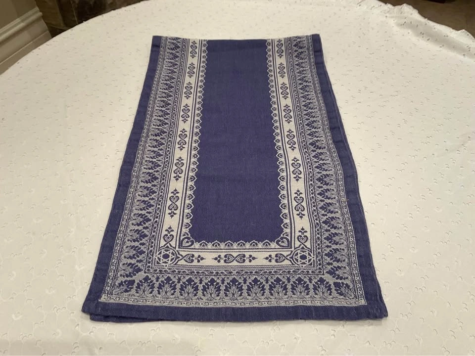Table Runner Rosh Hashanah / Hanukkah Medallion WILLIAM SONOMA - photo 3