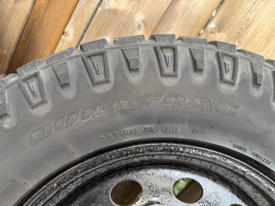 275/65/R18 18" 6x139.7mm Steel Rims with Tires 70% Tread - photo 3