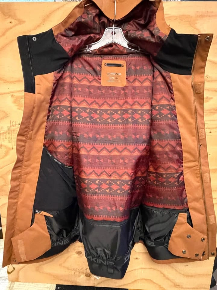 Dakine Snowboard Jacket - photo 2