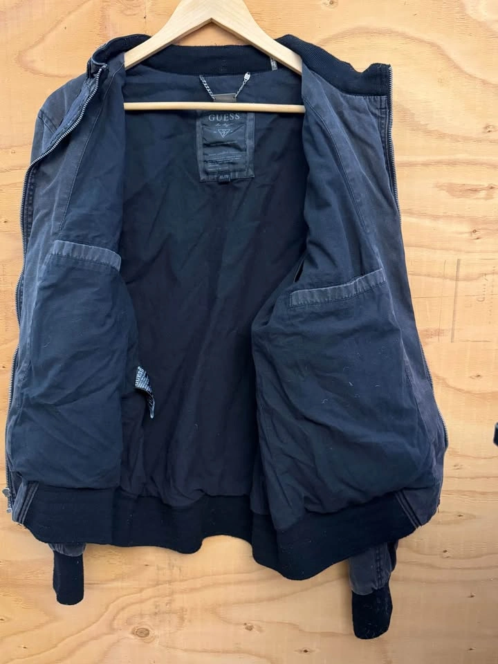 Guess Bomber Jacket - photo 2