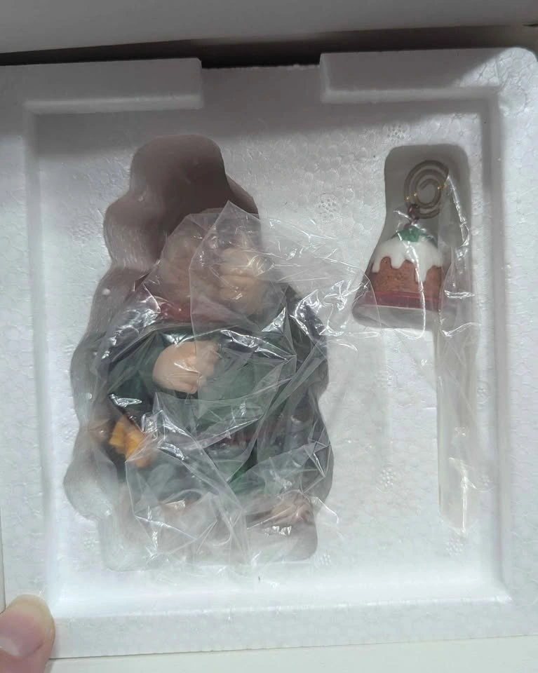 Department 56 - Merry Makers - Percy The Pudding-A-Bringer - photo 2