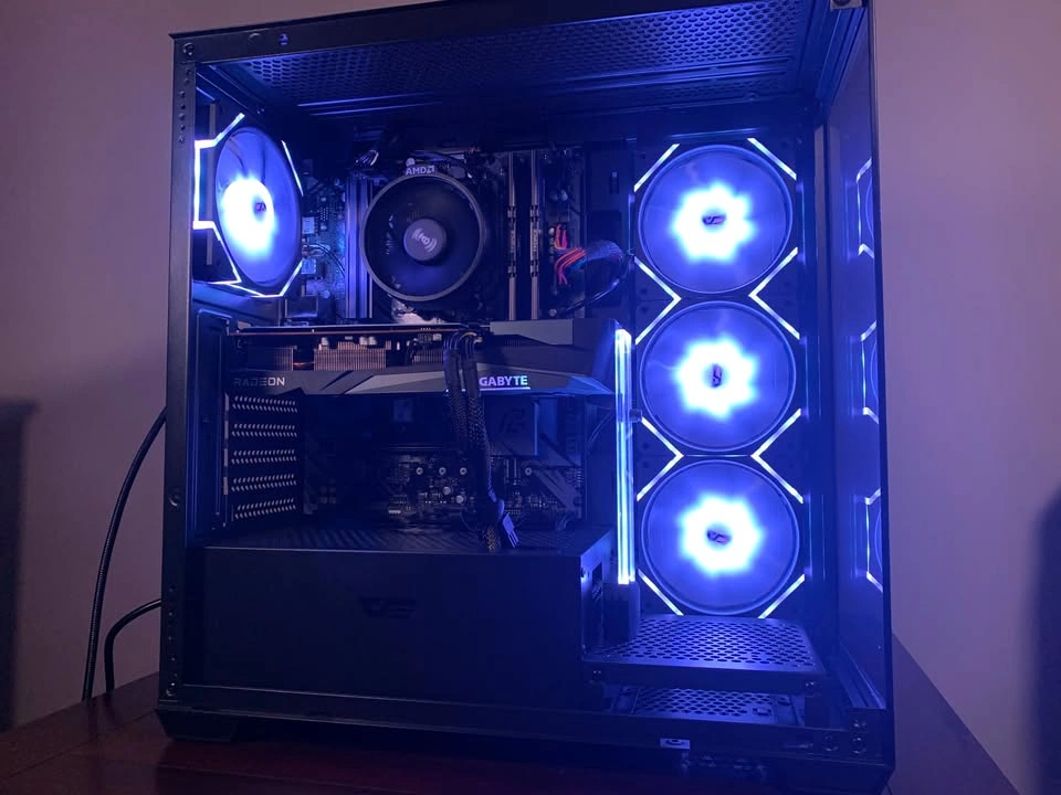 Custom Built Gaming/Productivity PC - photo 4