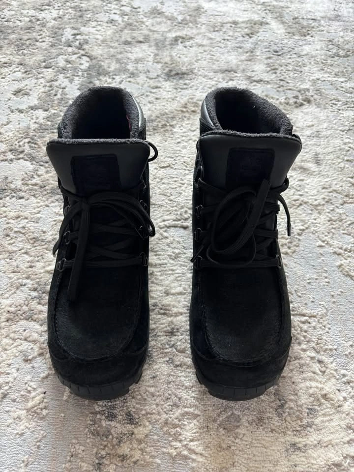 Black Timberland Boots - photo 2