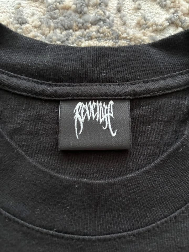 EXCLUSIVE REVENGE GRADIENT LIGHTNING TEE BLACK - photo 3