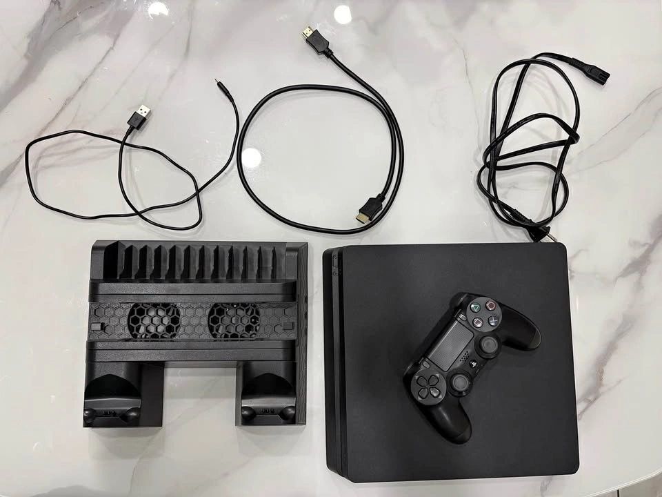 500 GB PS4 Slim