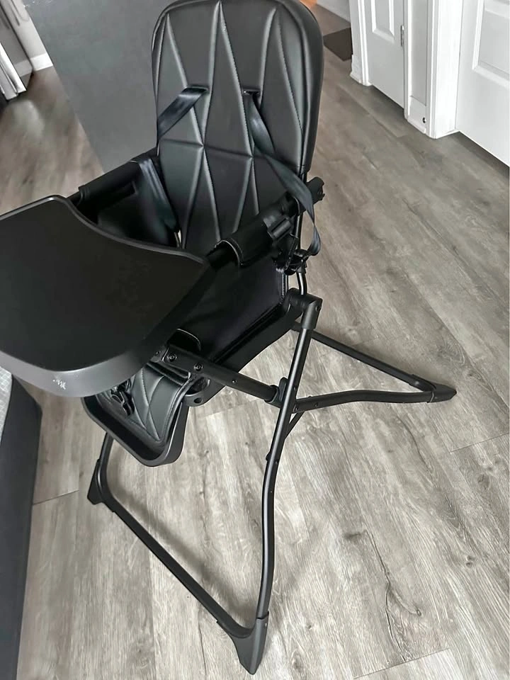 Low price sale: Baby foldable black high chair