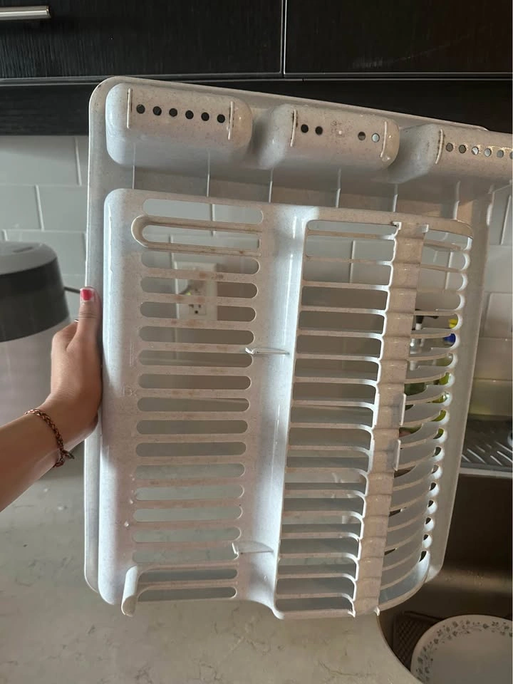 Moving sale: Dish drying rack - photo 3