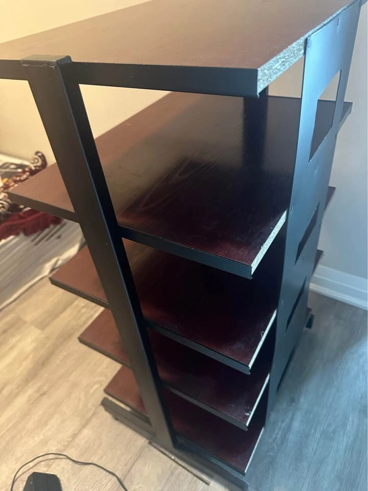 Moving sale: Solid wooden cabinet - photo 2