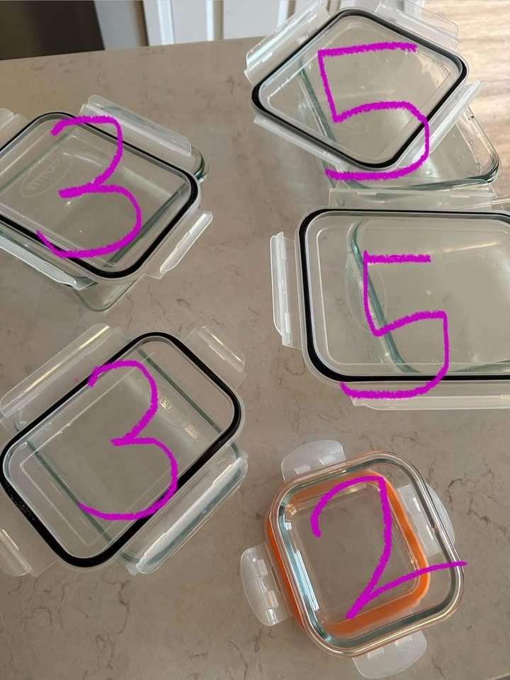 Moving sale: Glass containers in different sizes - photo 4