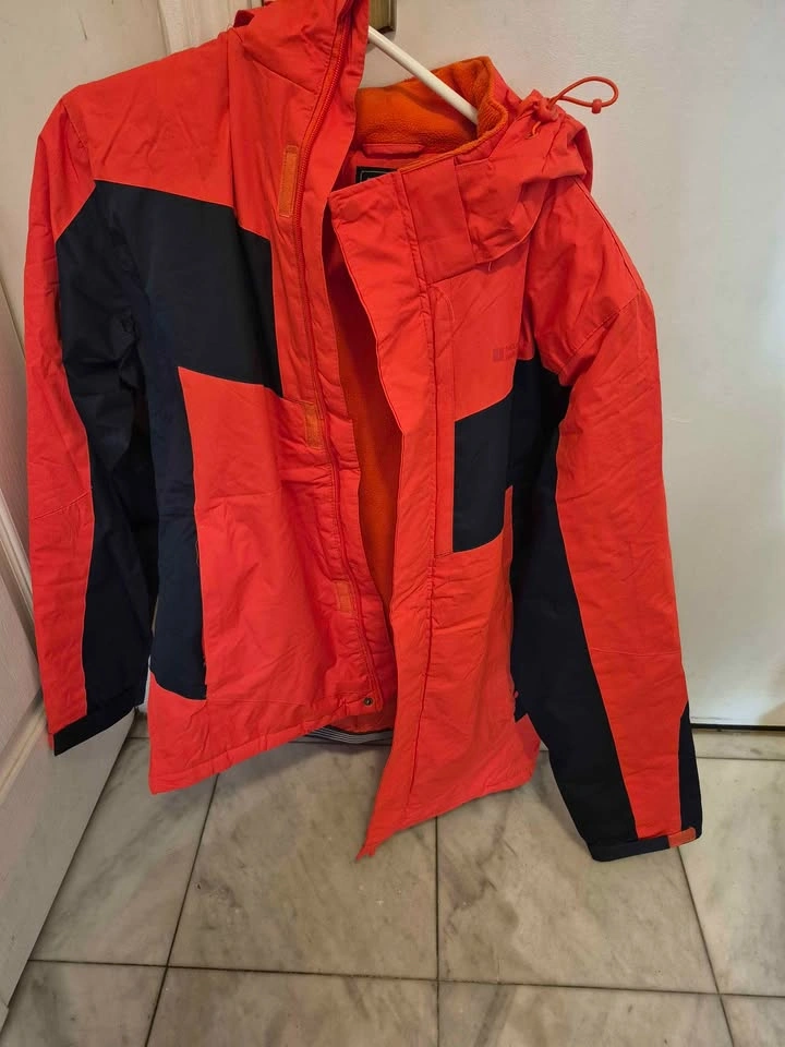 Mountain Warehouse Snow Jacket M size - photo 2