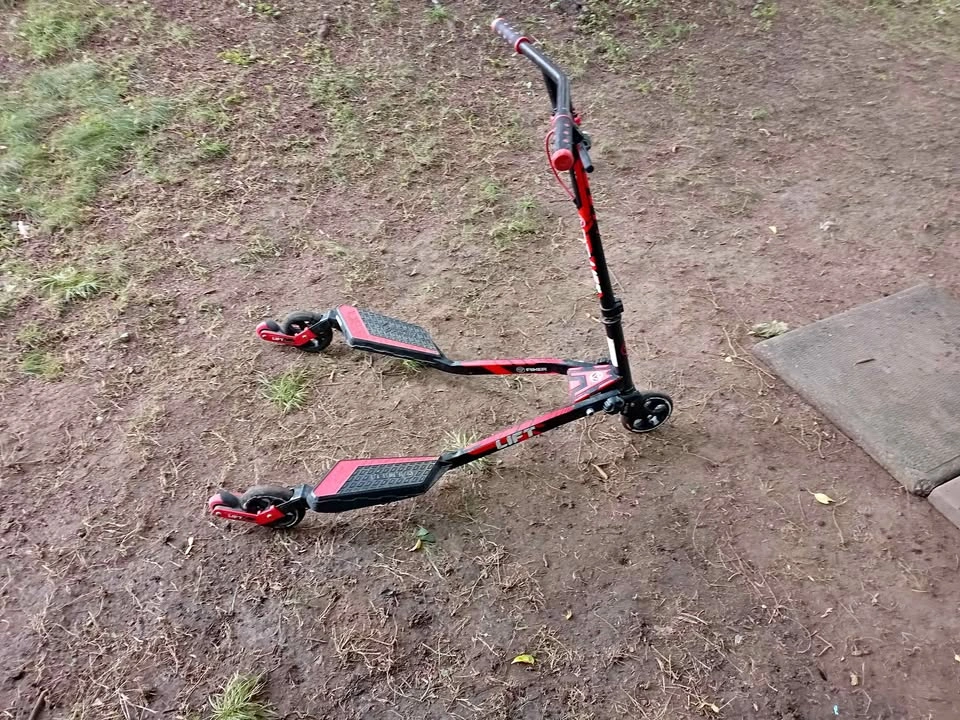 Lift Flicker kids scooter