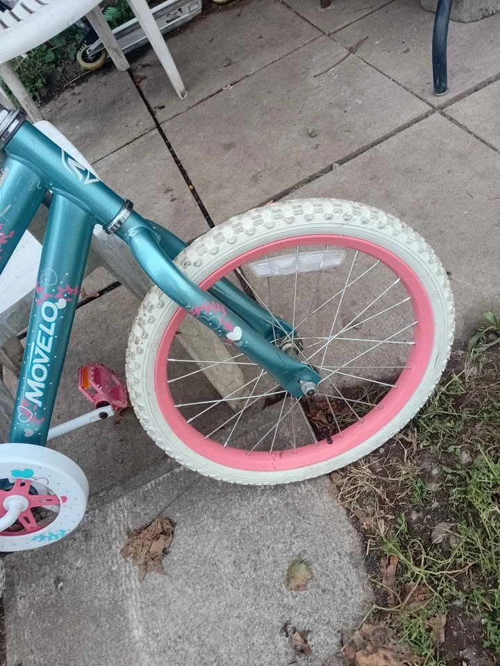 Razzle Girls kids bike 18 inch - photo 2
