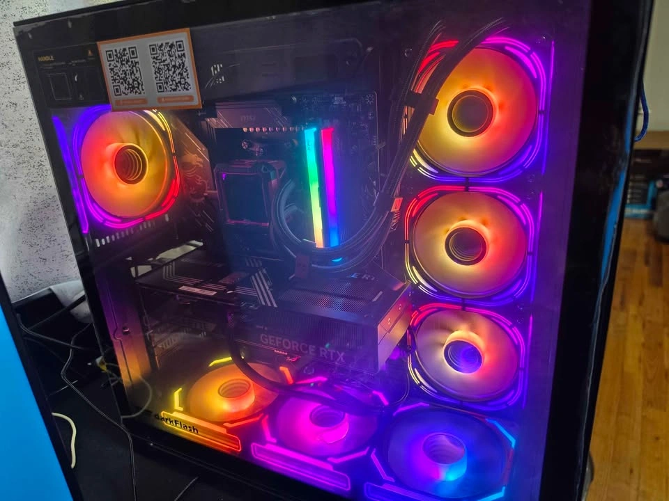 Gaming PC 9800x3d 32gb DDR5 - photo 4