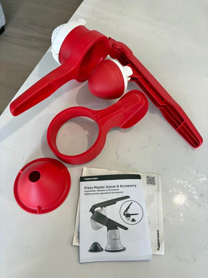 Tupperware Press Master Juicer Accessory