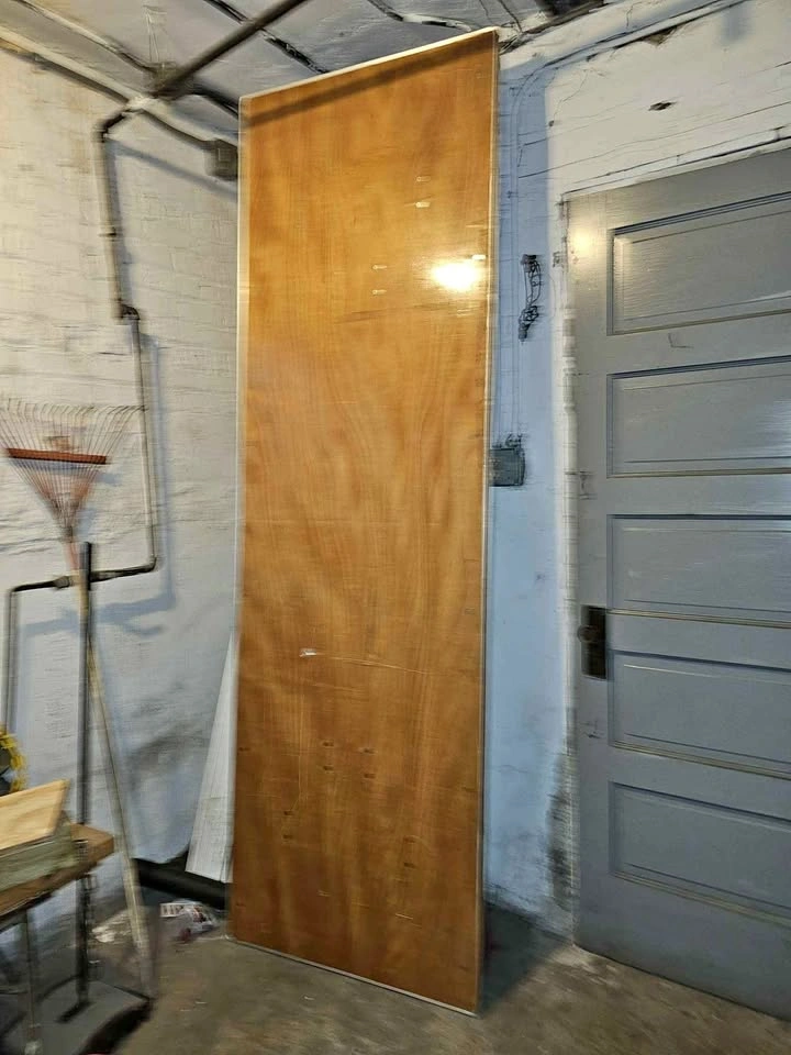 5 Folding Tables: 8ft ($30 each) and 6ft ($24 each)