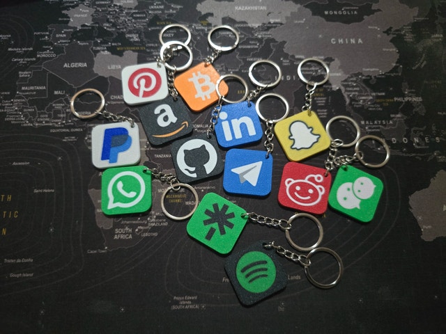 Custom 3D Printed Social Media & Business NFC Keychain Tags - photo 4
