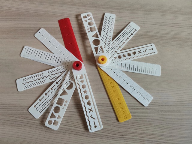 Foldable Modular Ruler & Stencil Set