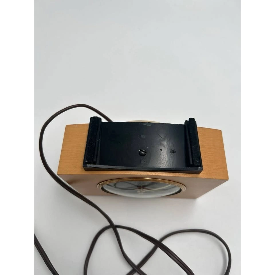 Vintage Mid Century Westclox Wood Electric Alarm Clock - photo 2