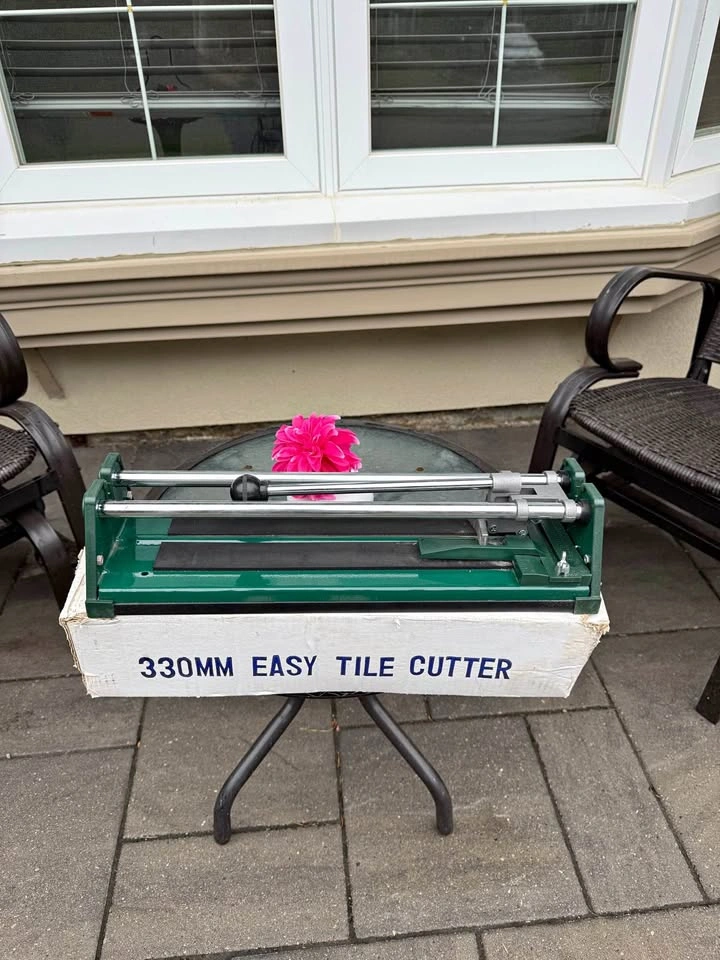 Easy Tile Cutter