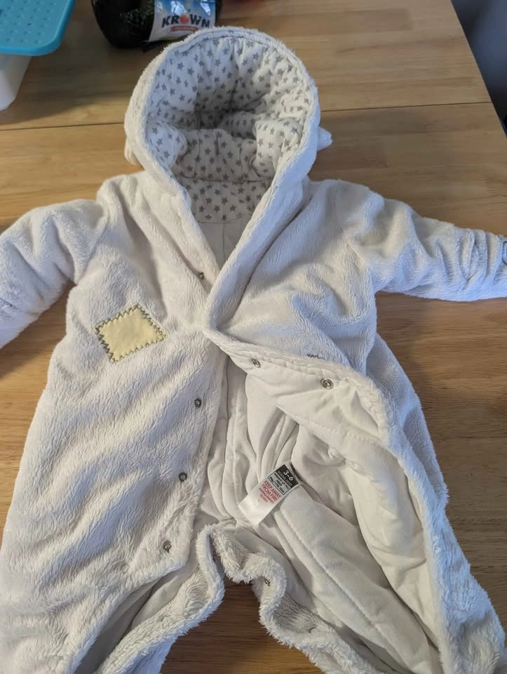 3-6 month baby winter suit - photo 2