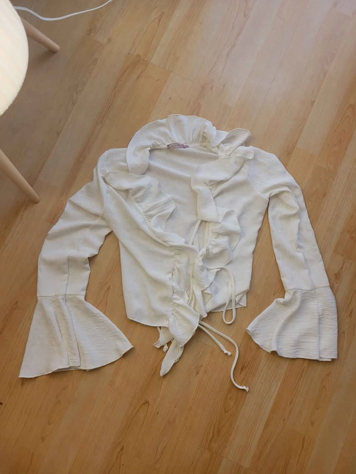 Skylar Rose White Ruffle Bell Sleeve Top - photo 3