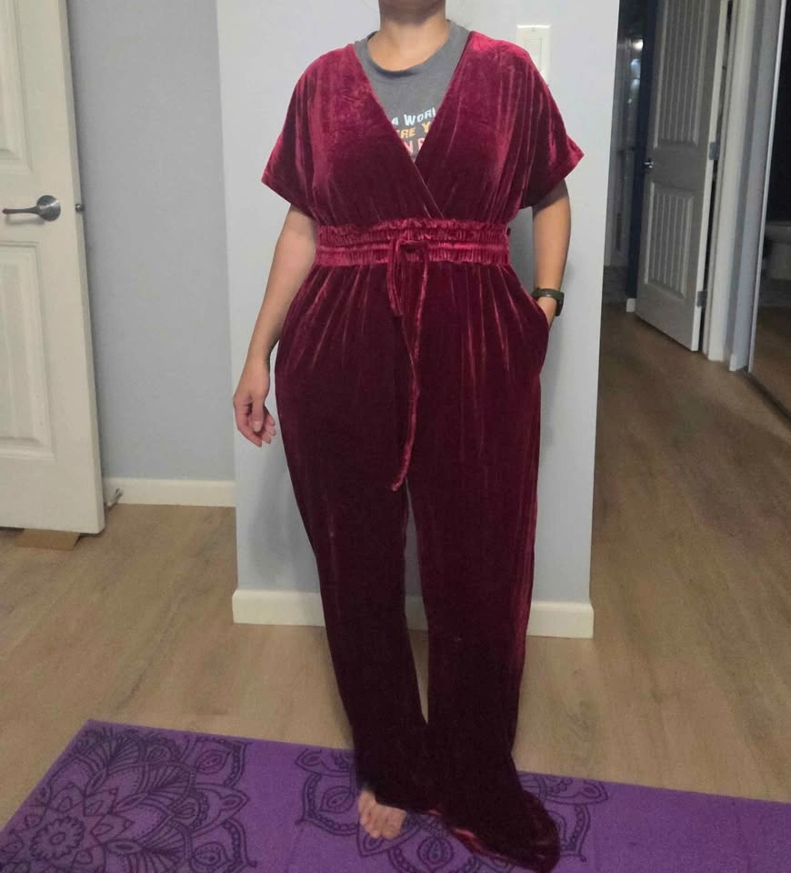 Women's Velvet Jumpsuit – Wine Red / Burgundy (Brand New) - photo 3
